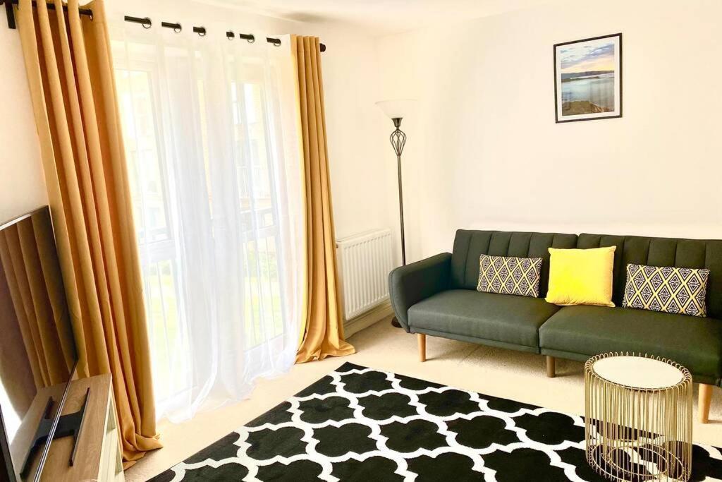 Smartrips Apartments - Lakeside/Thurrock 西瑟罗克 外观 照片
